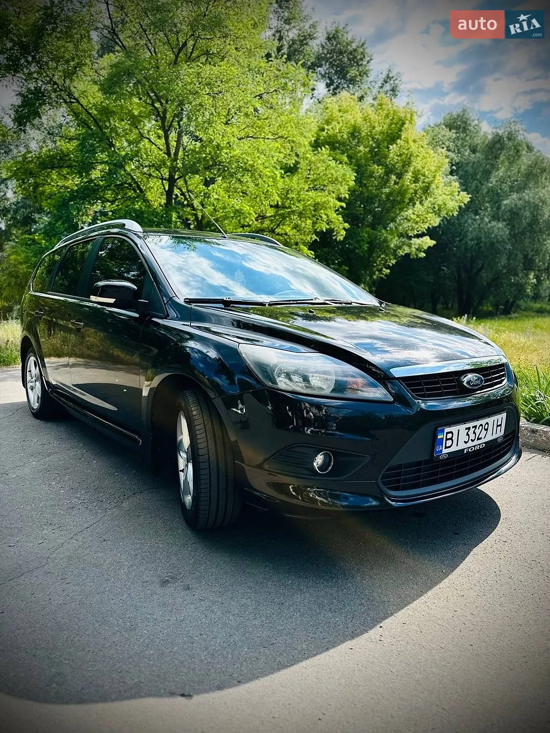 2010 Ford Focus - мініатюра 2