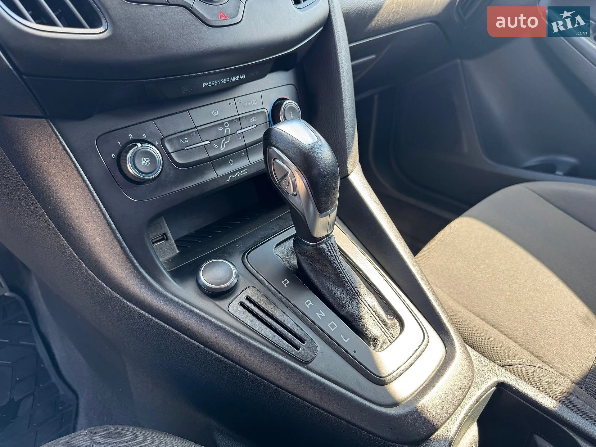 2016 Ford Focus - мініатюра 32
