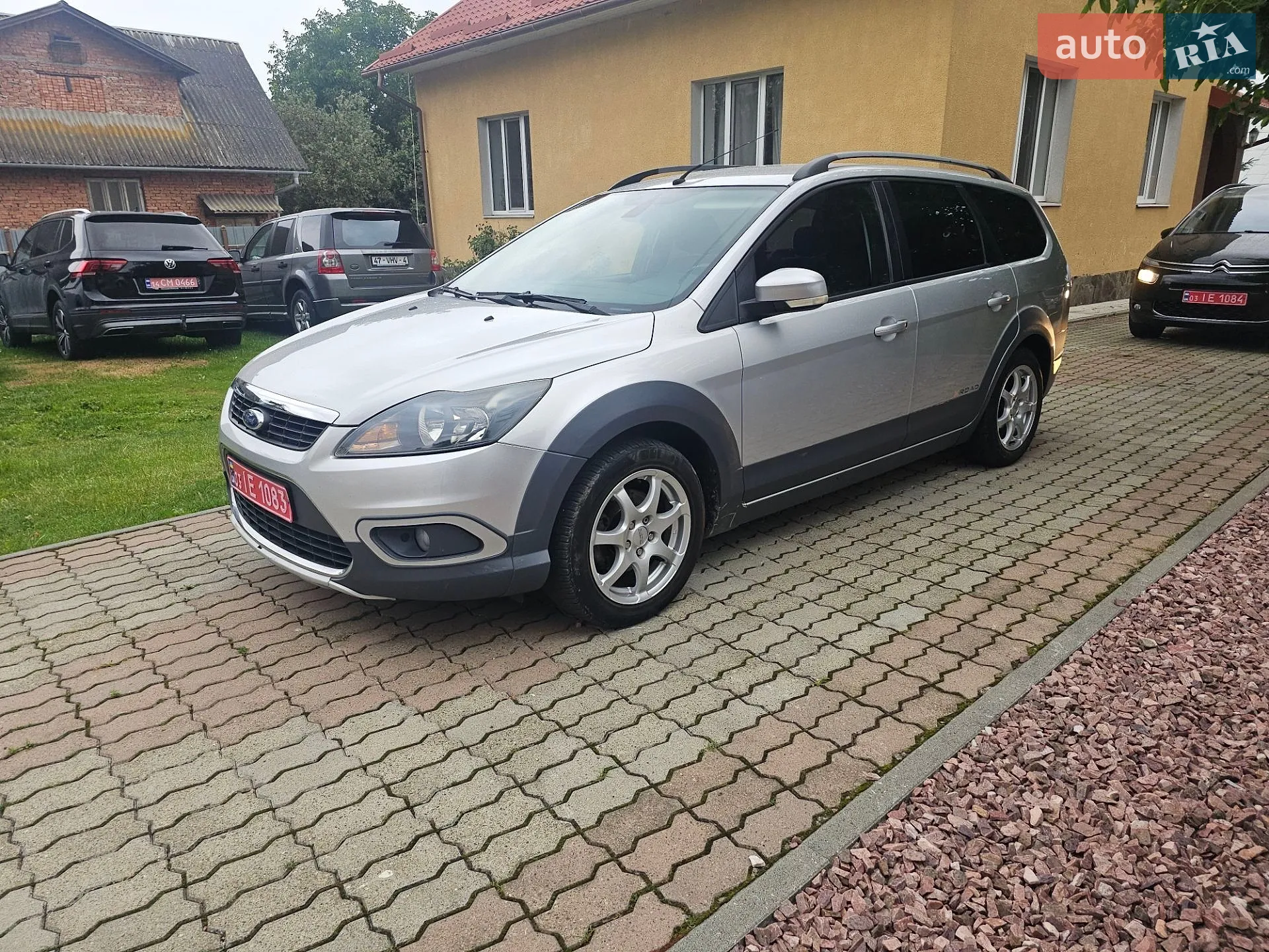 2010 Ford Focus - мініатюра 8