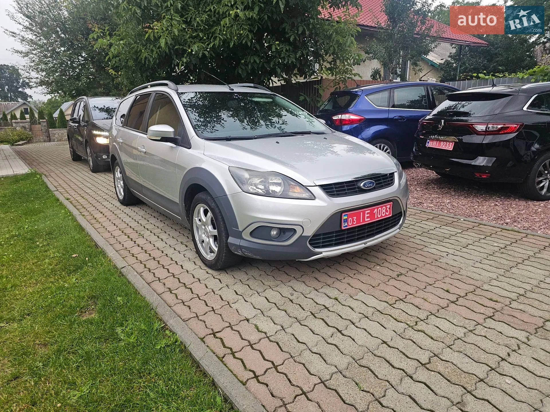 2010 Ford Focus - мініатюра 16