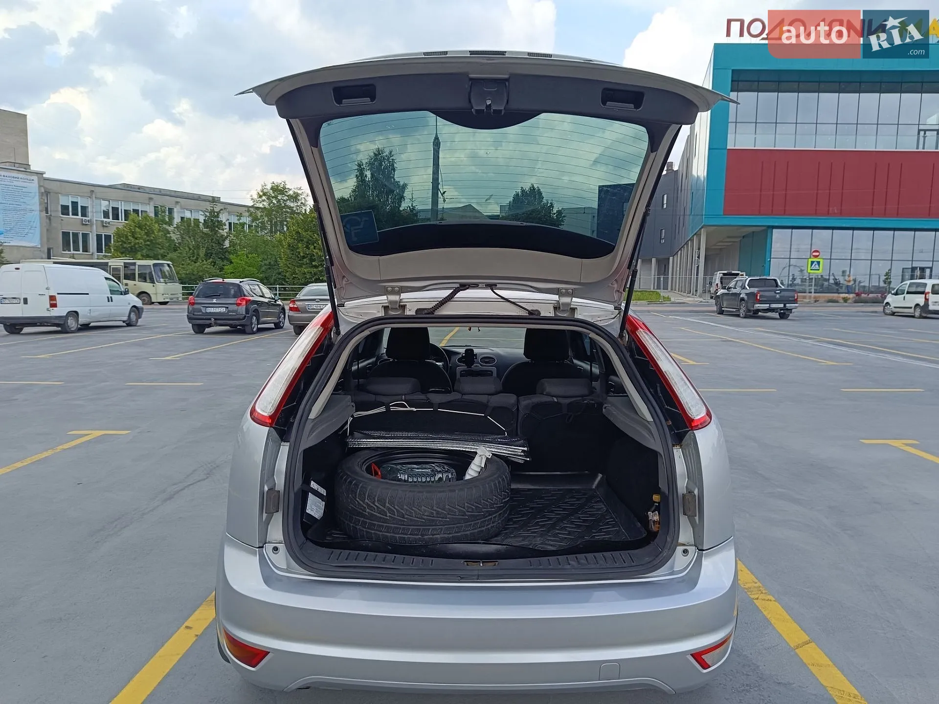 2010 Ford Focus - мініатюра 22