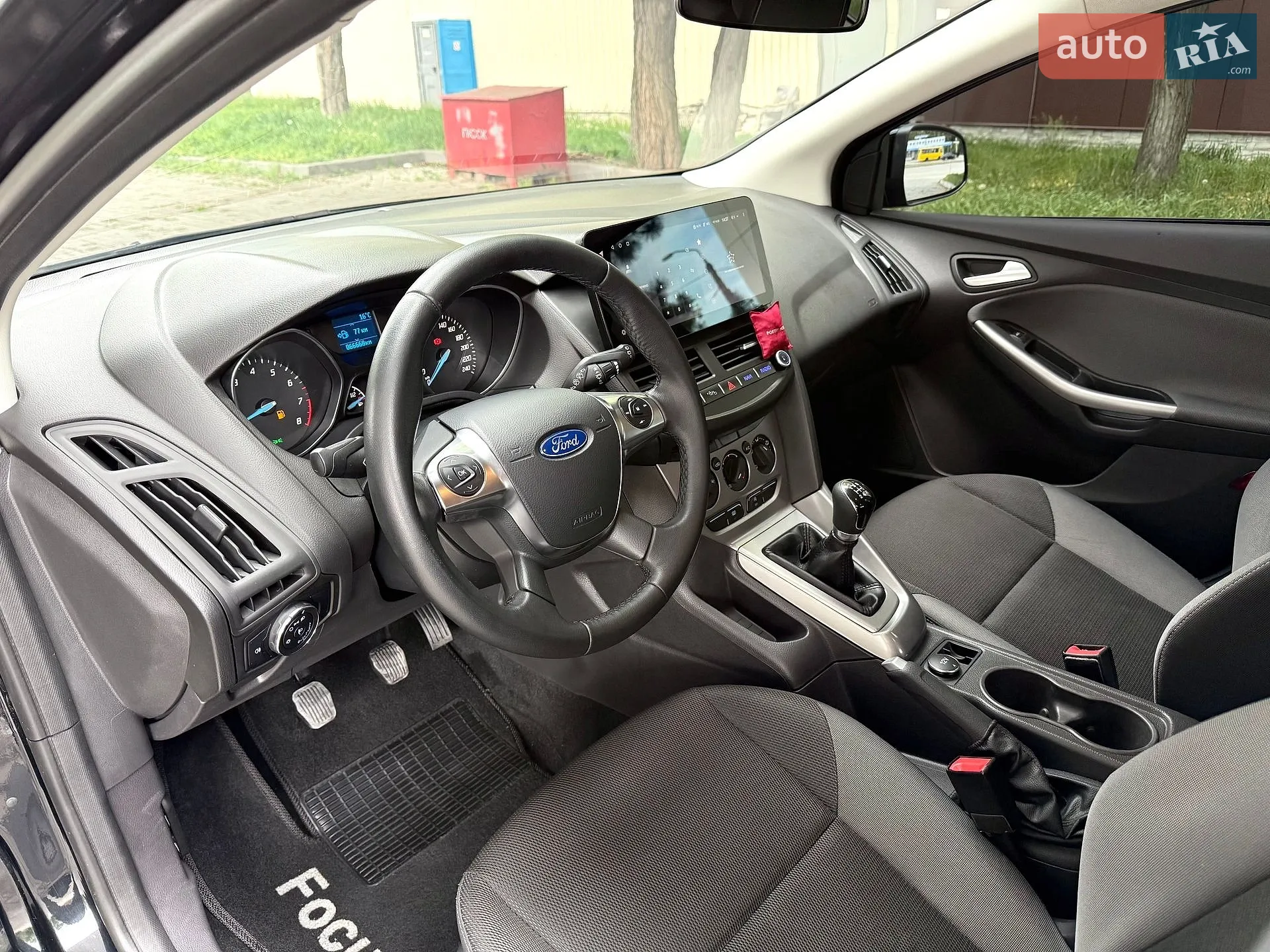 2013 Ford Focus - мініатюра 18