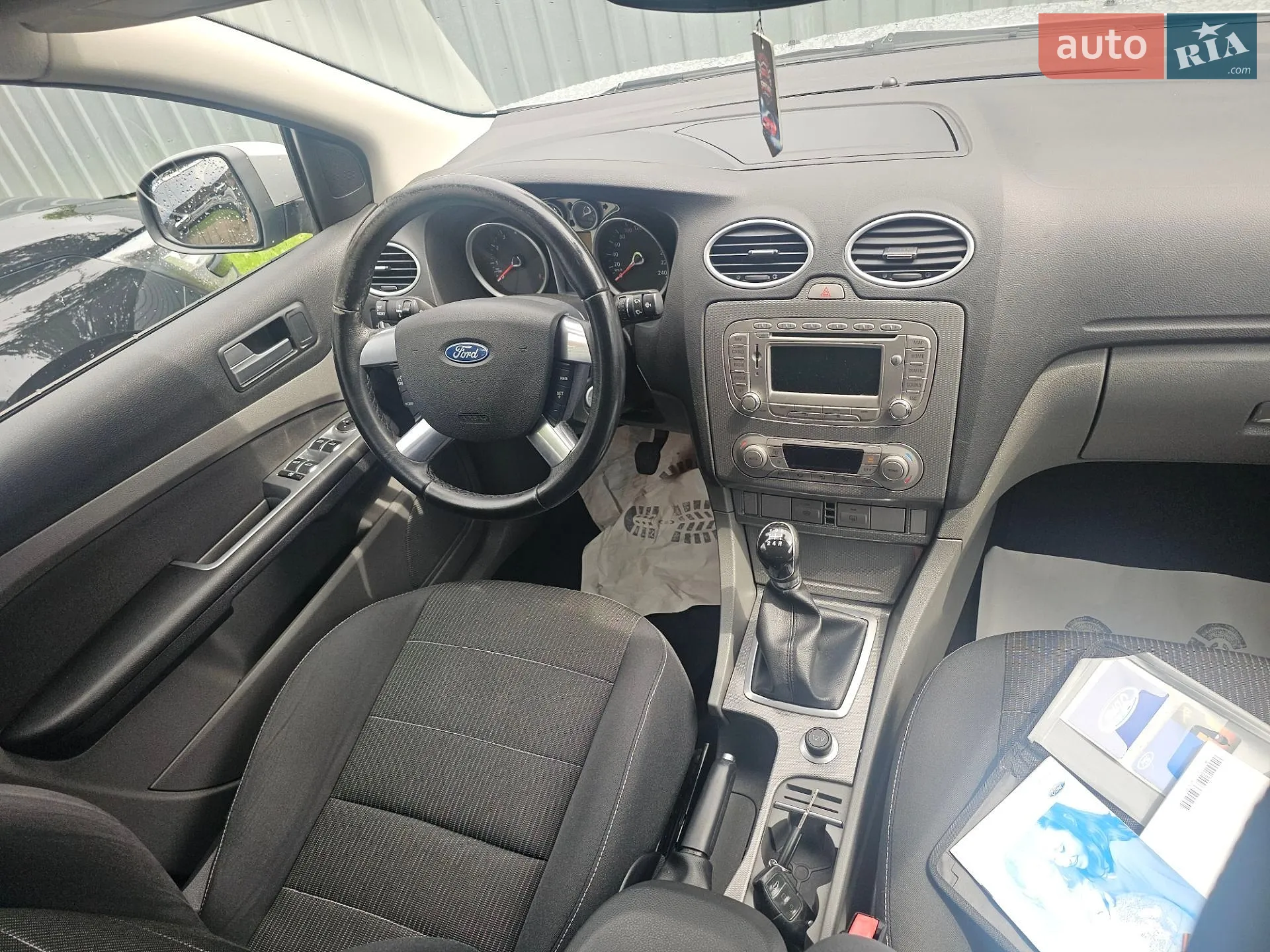 2010 Ford Focus - мініатюра 24