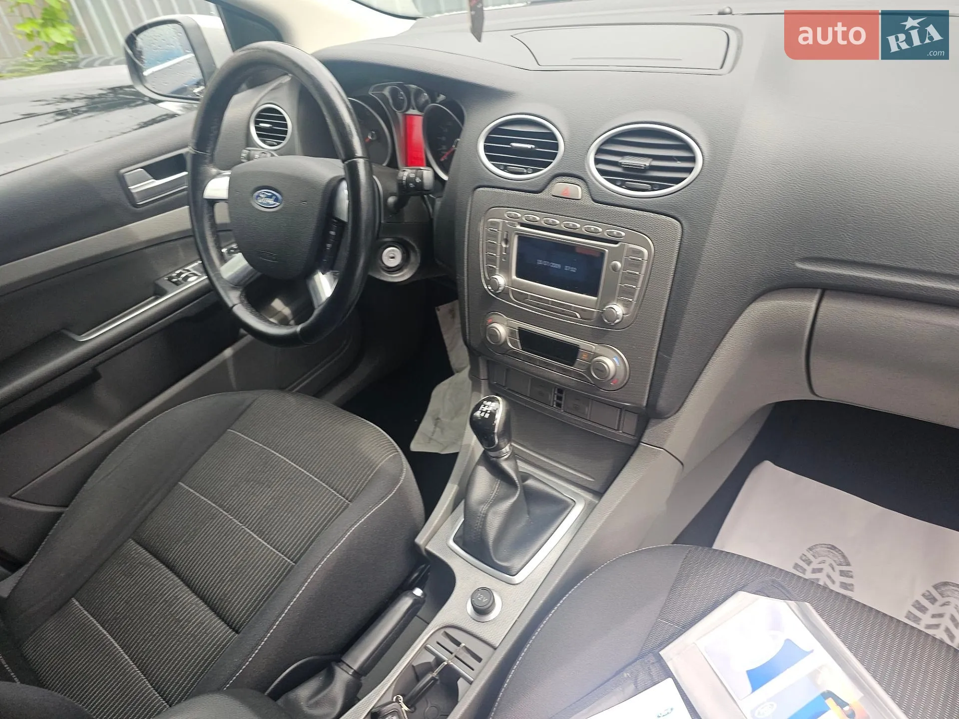 2010 Ford Focus - мініатюра 22