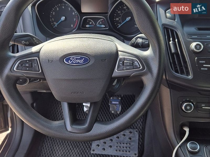 Седан Ford Focus 2015 в Николаеве