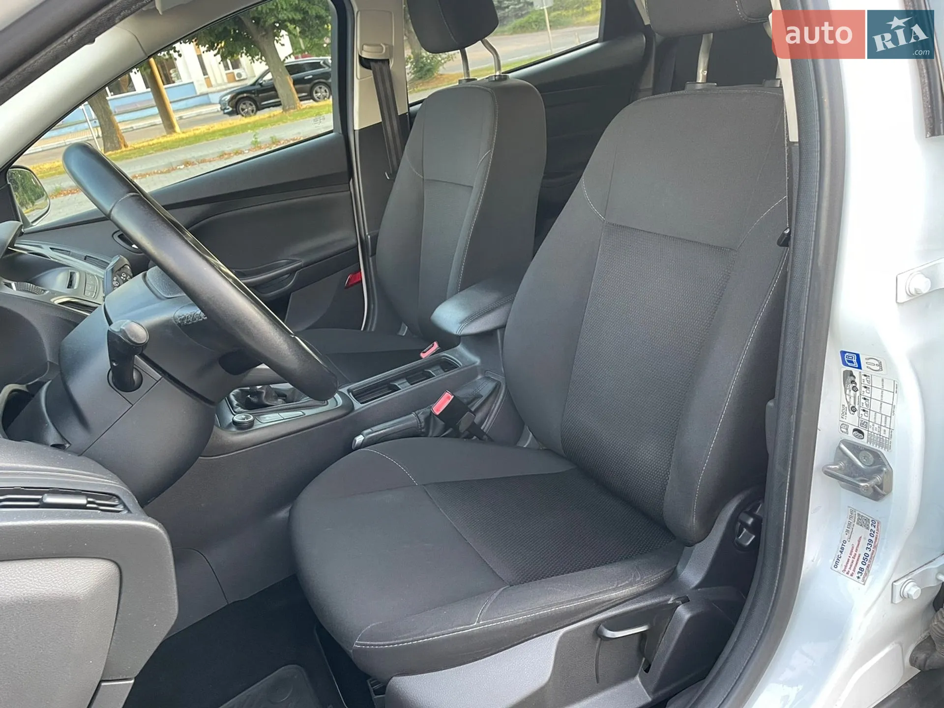 2015 Ford Focus - мініатюра 18