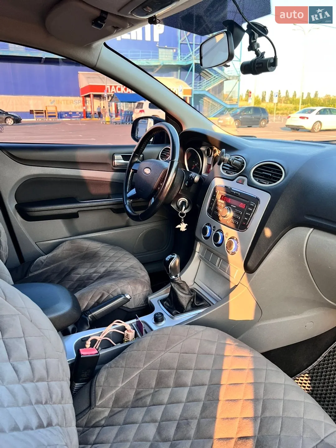 2010 Ford Focus - мініатюра 10