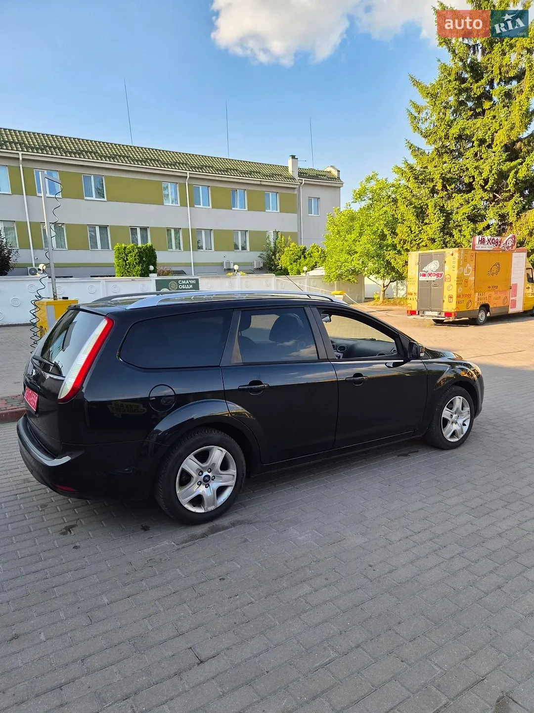 2010 Ford Focus - мініатюра 4