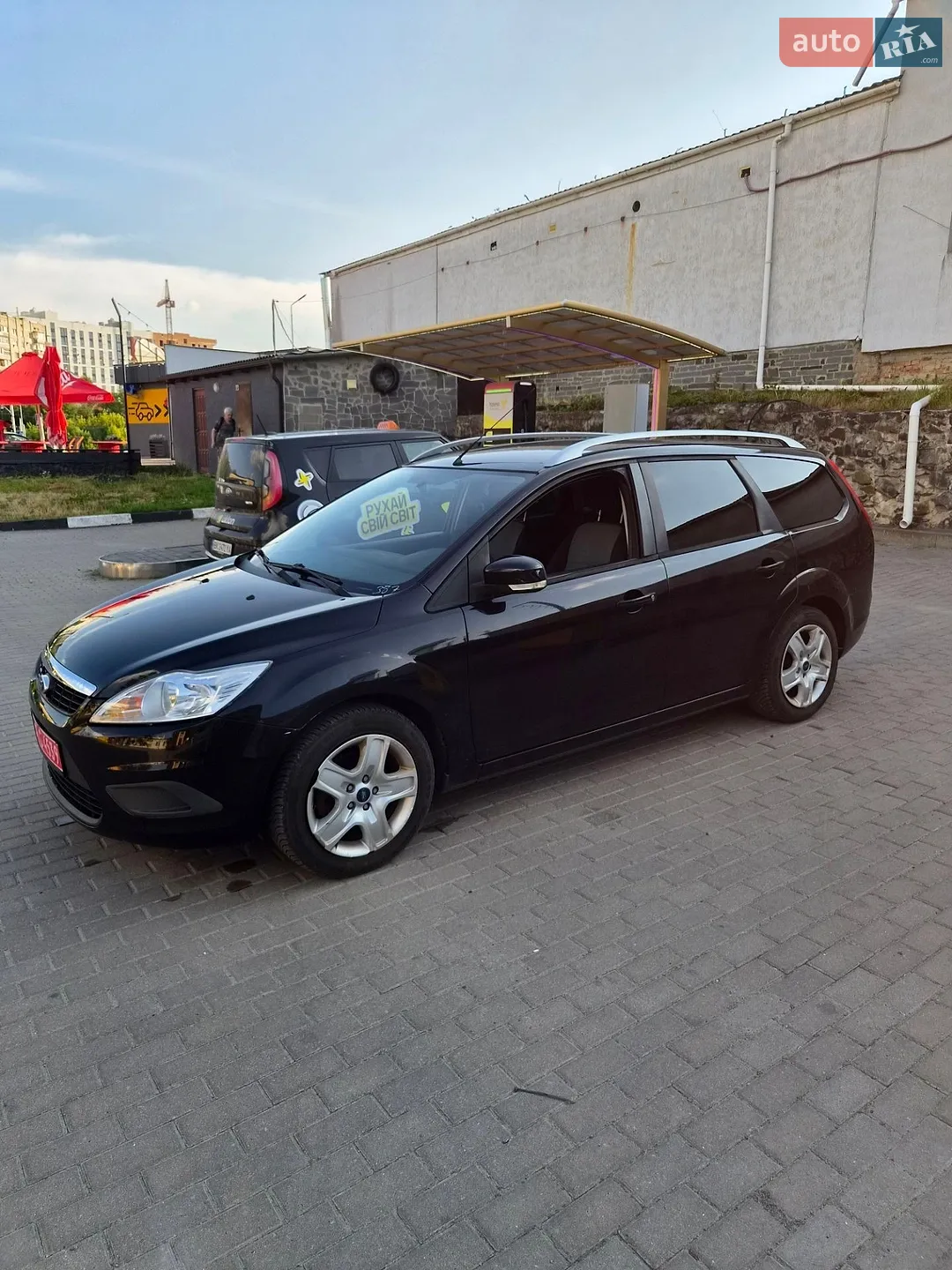 2010 Ford Focus - мініатюра 10
