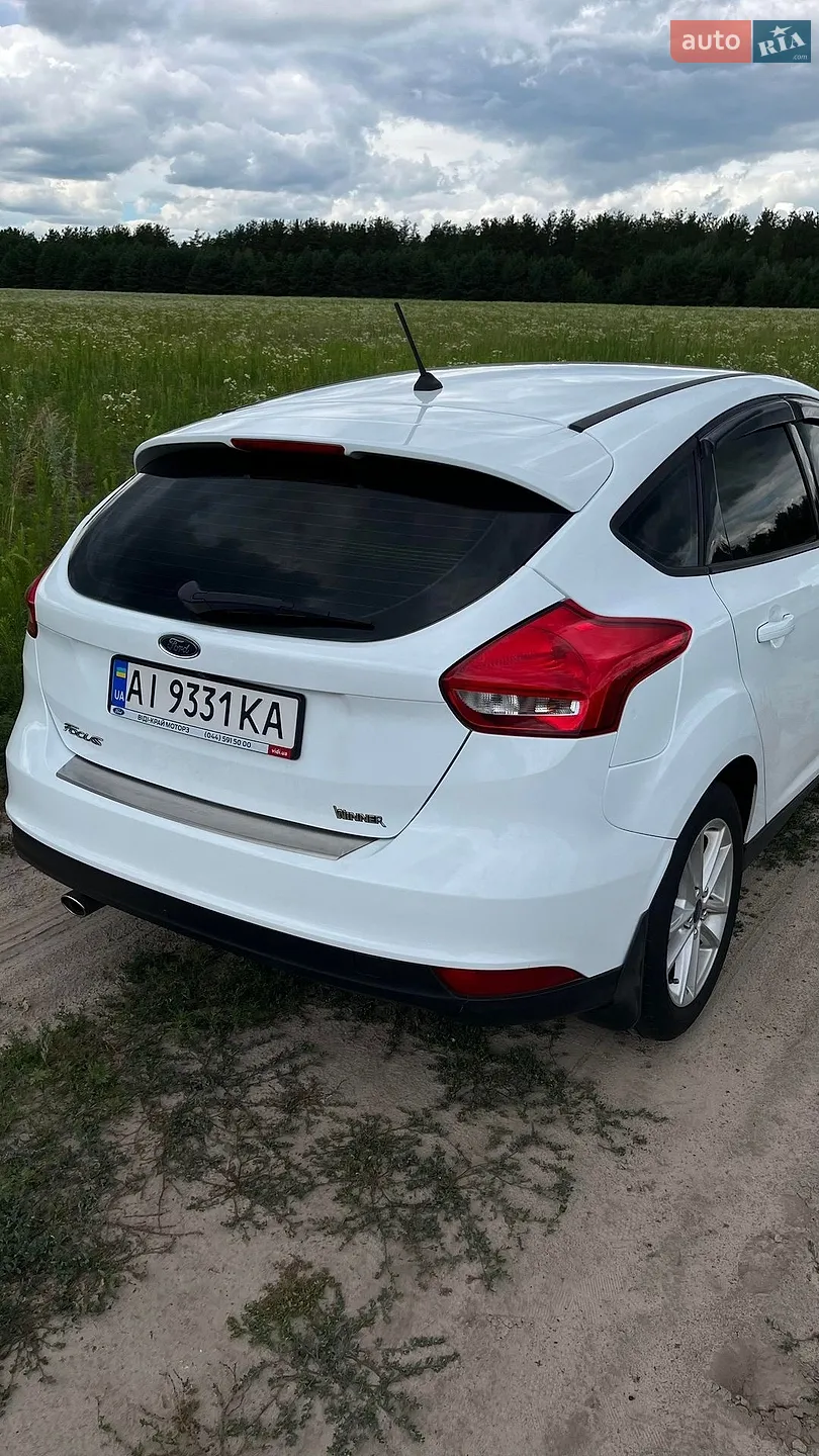 2017 Ford Focus - мініатюра 16