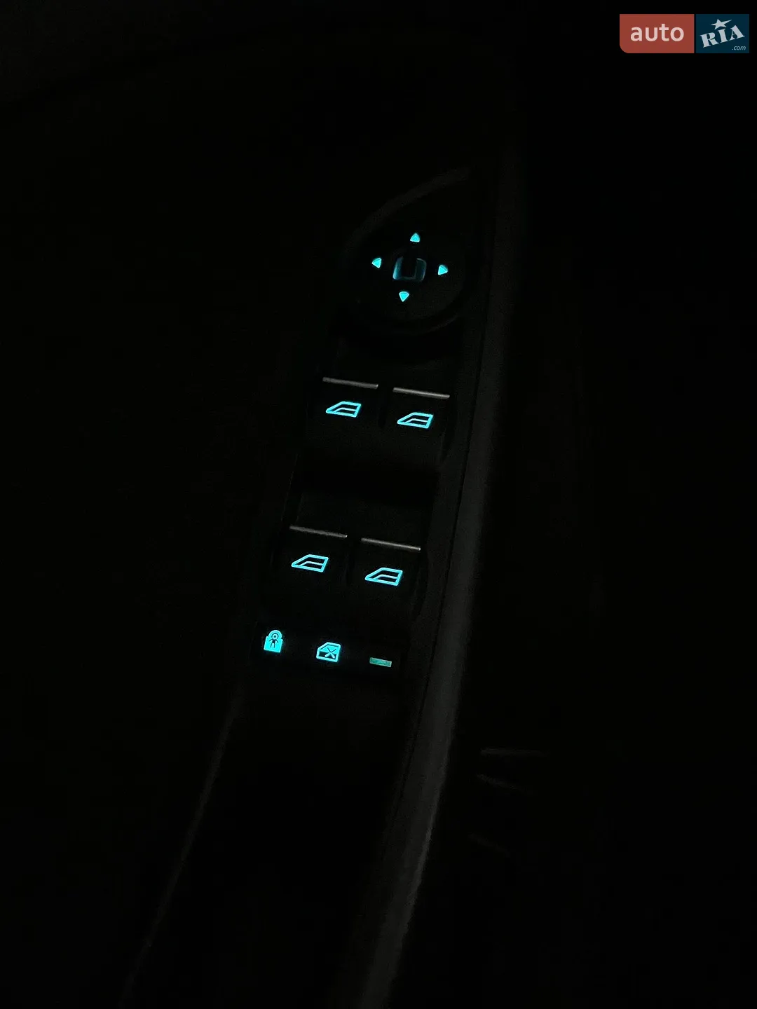 2017 Ford Focus - мініатюра 131