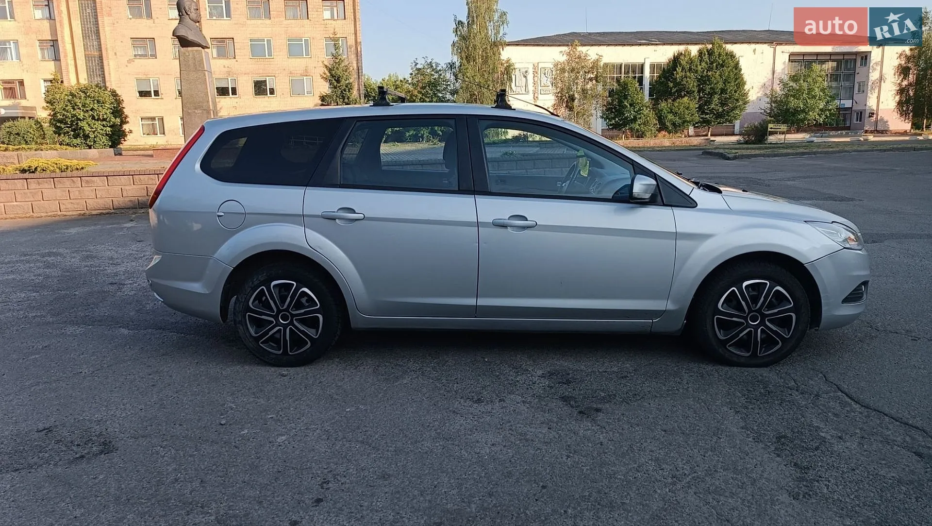 2010 Ford Focus - мініатюра 14