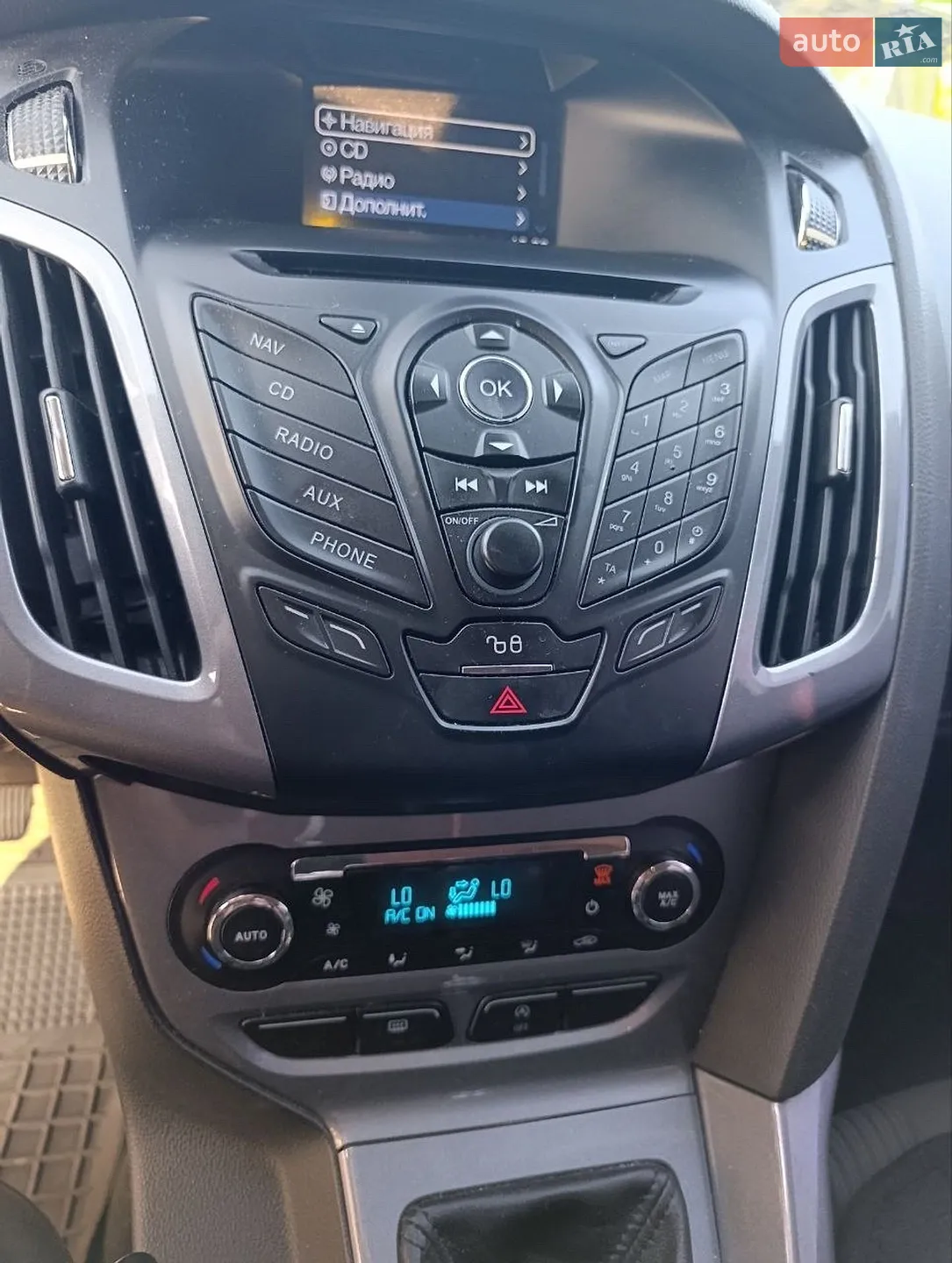 2011 Ford Focus - мініатюра 12