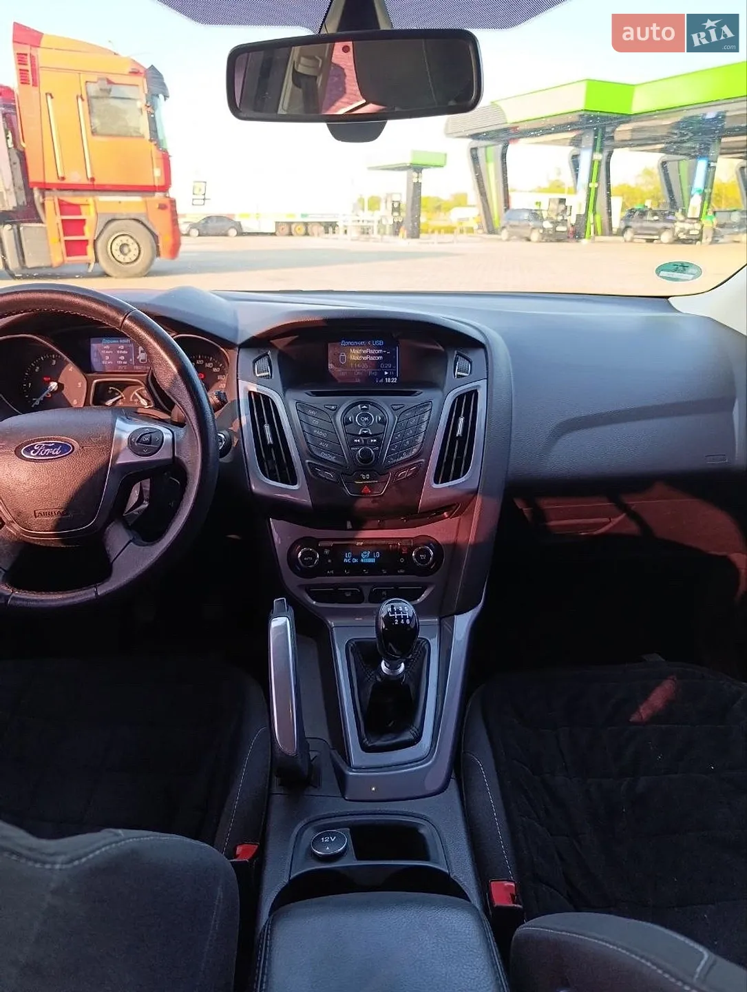 2011 Ford Focus - мініатюра 11