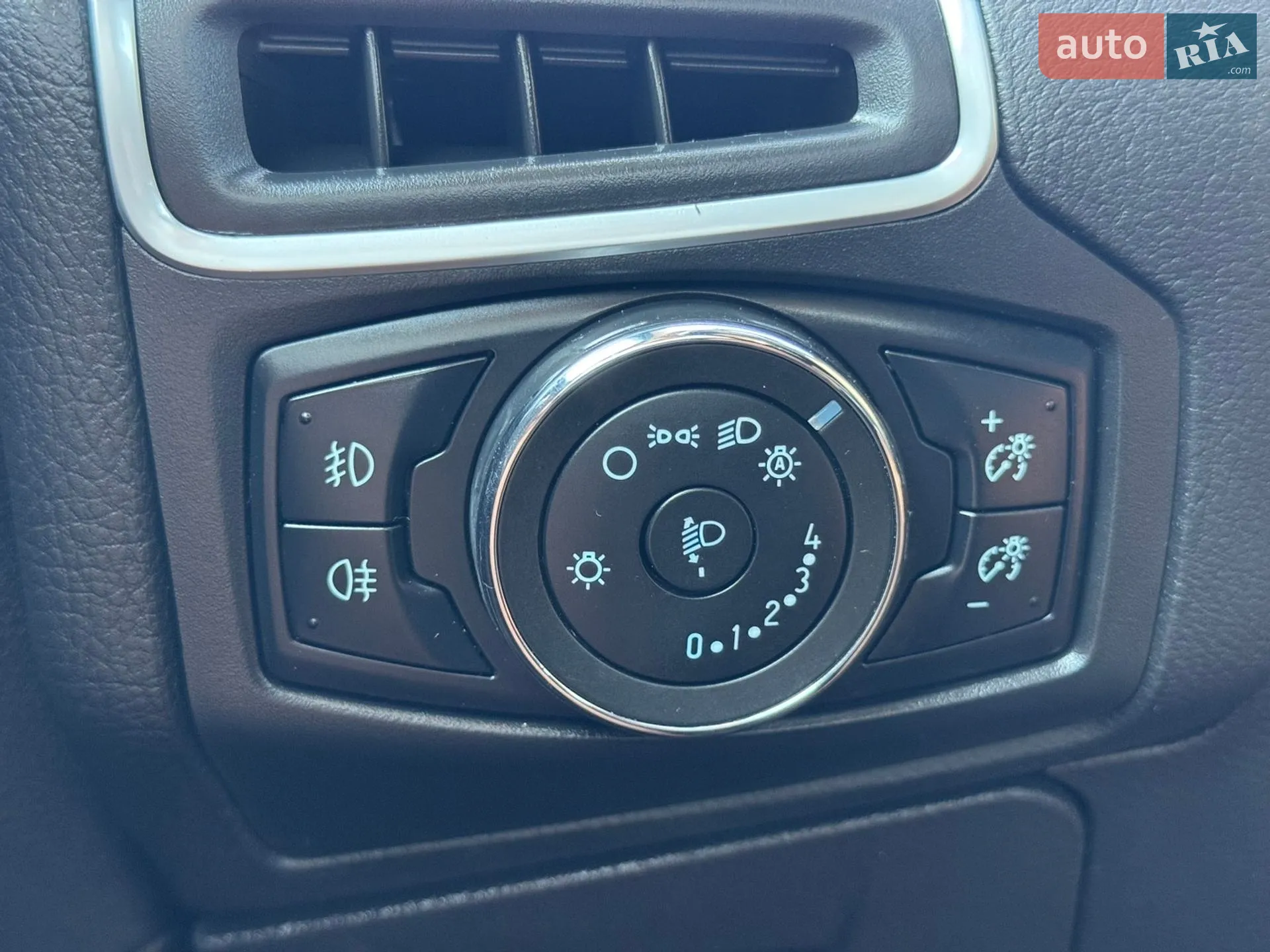 2013 Ford Focus - мініатюра 48