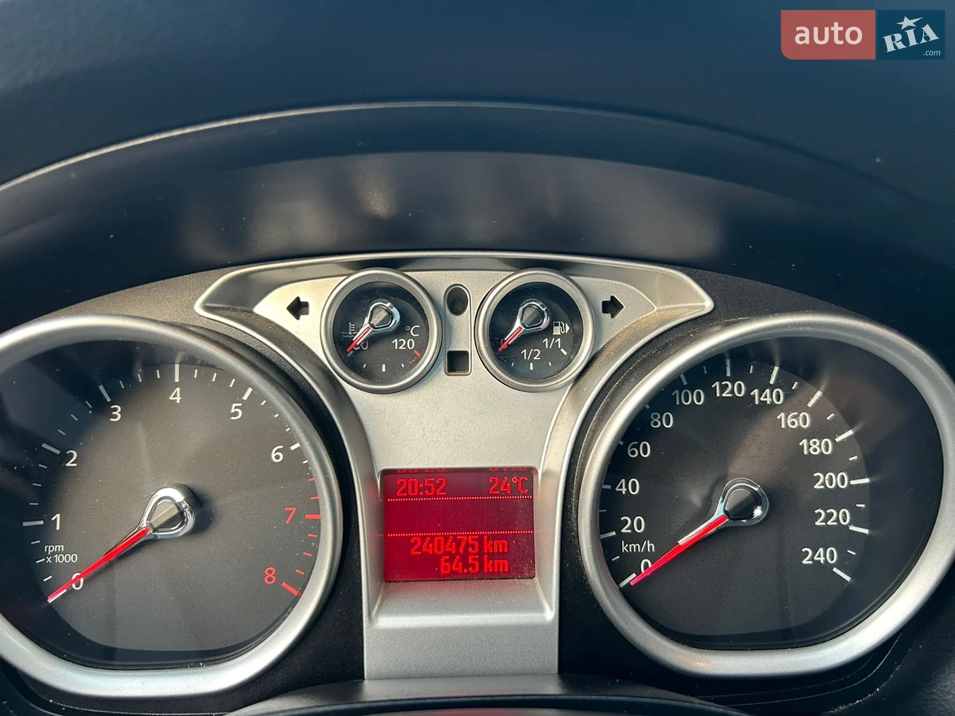 2010 Ford Focus - мініатюра 8