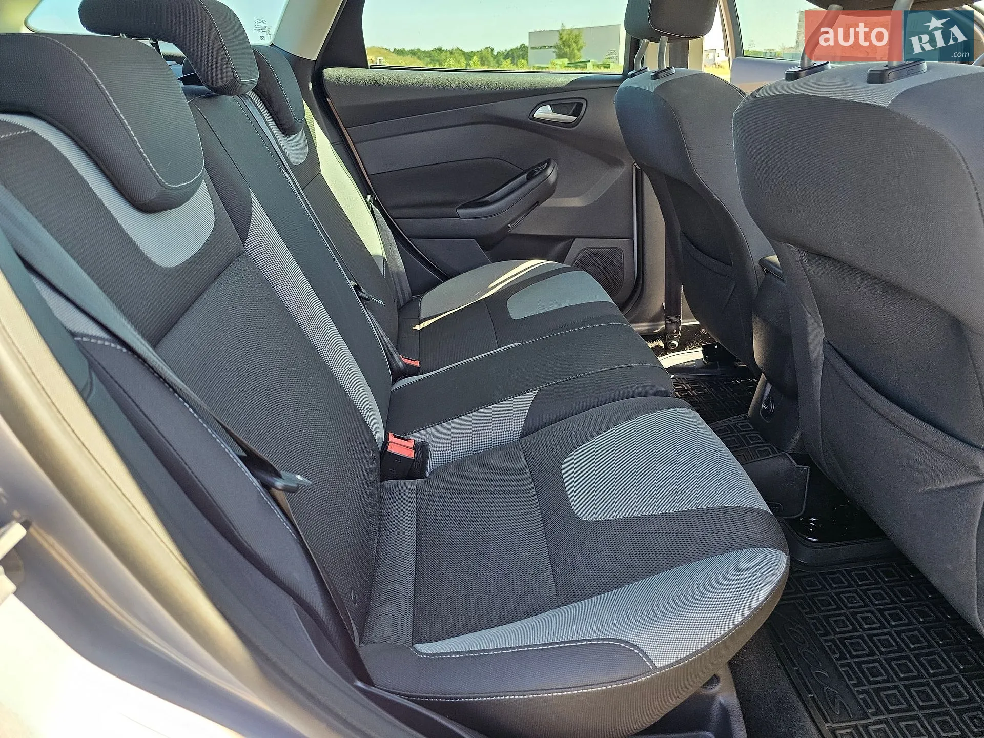 2012 Ford Focus - мініатюра 34