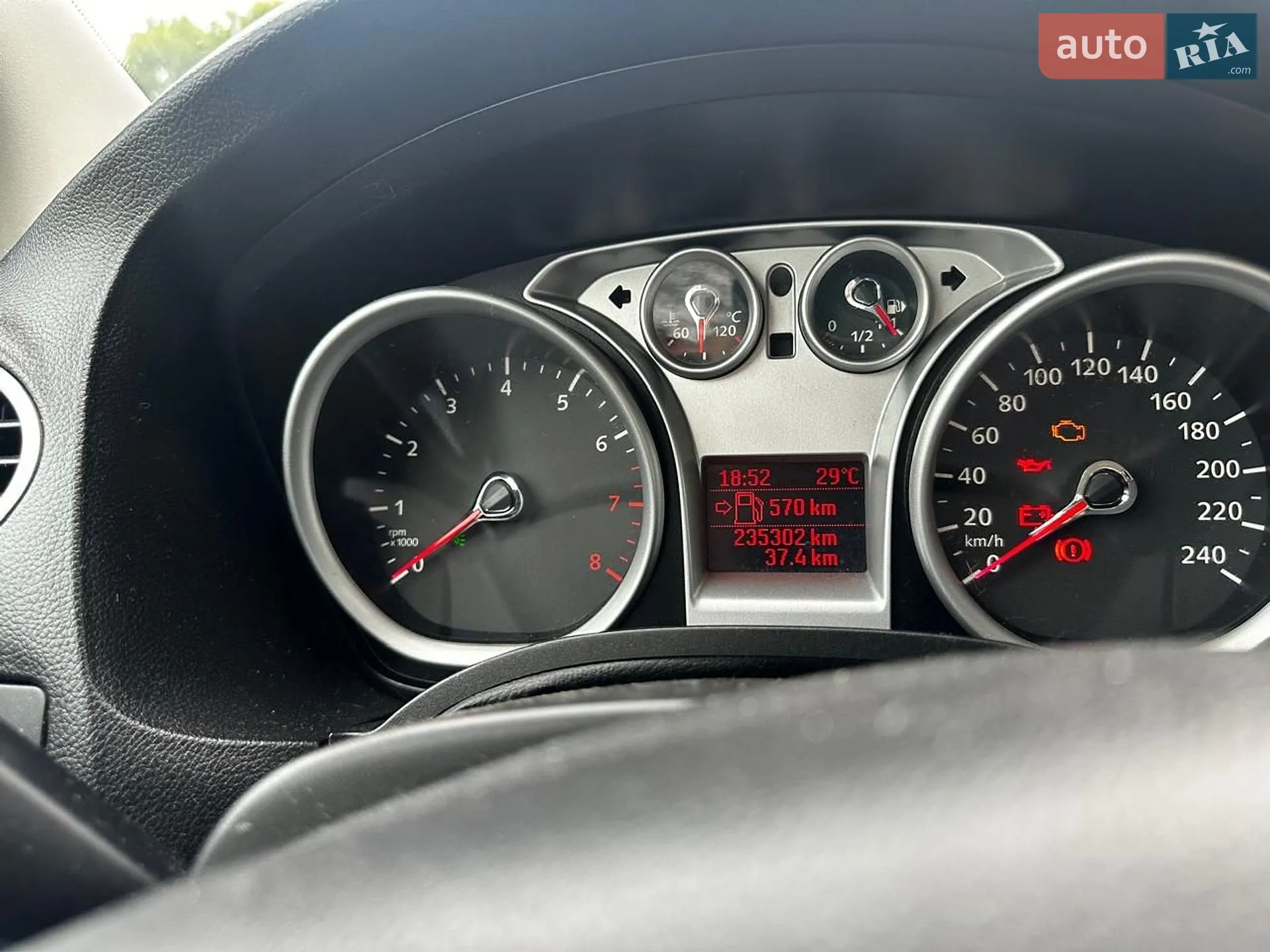 2010 Ford Focus - мініатюра 7
