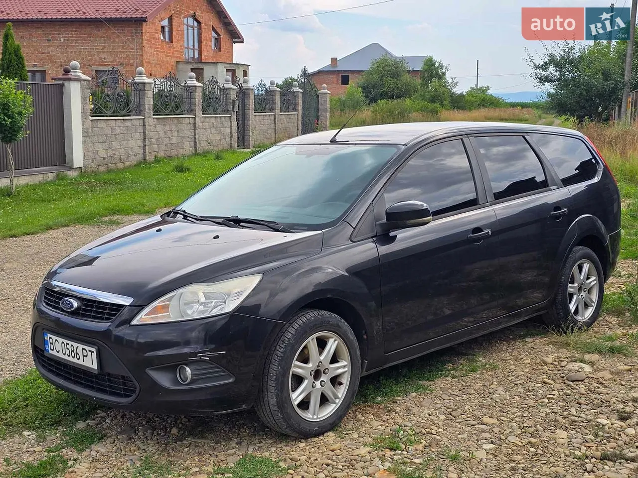 2010 Ford Focus - мініатюра 8