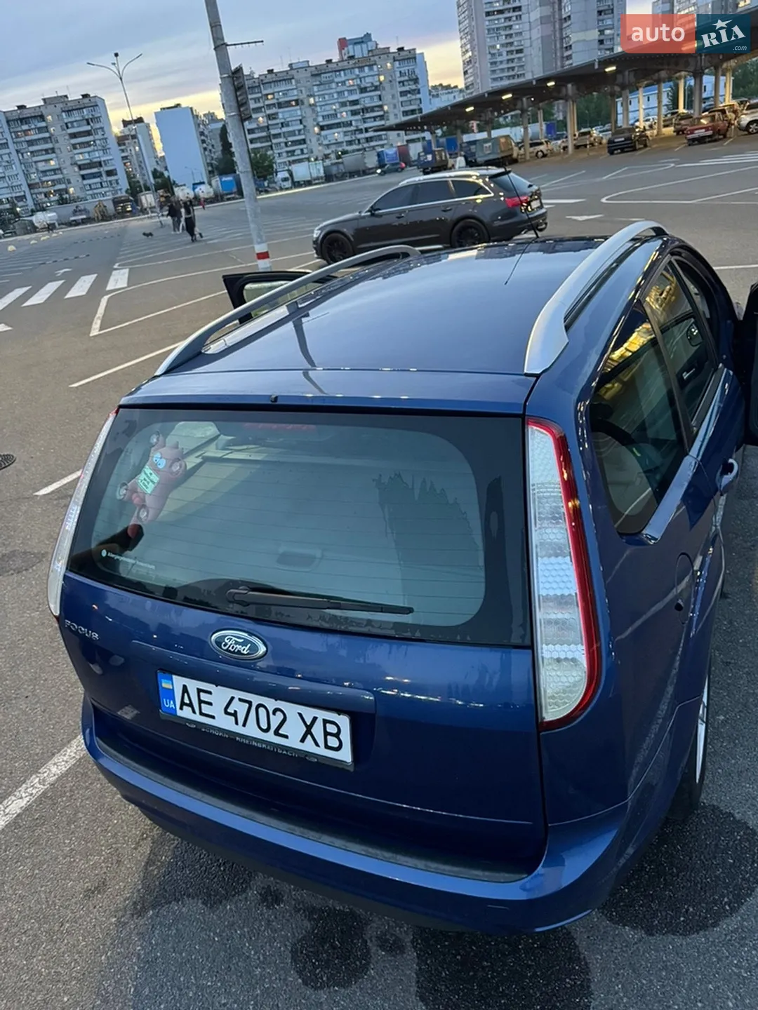 2010 Ford Focus - мініатюра 10