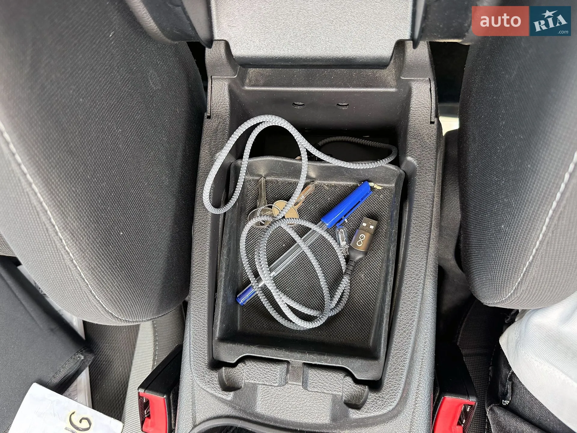 2013 Ford Focus - мініатюра 98