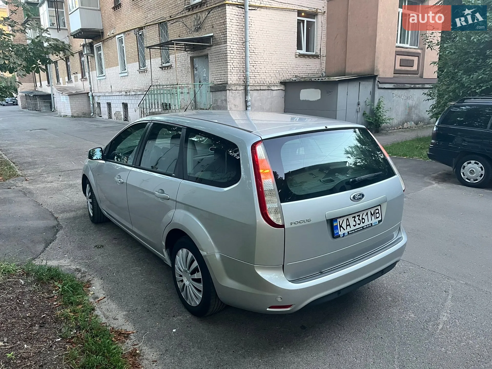 2010 Ford Focus - мініатюра 4