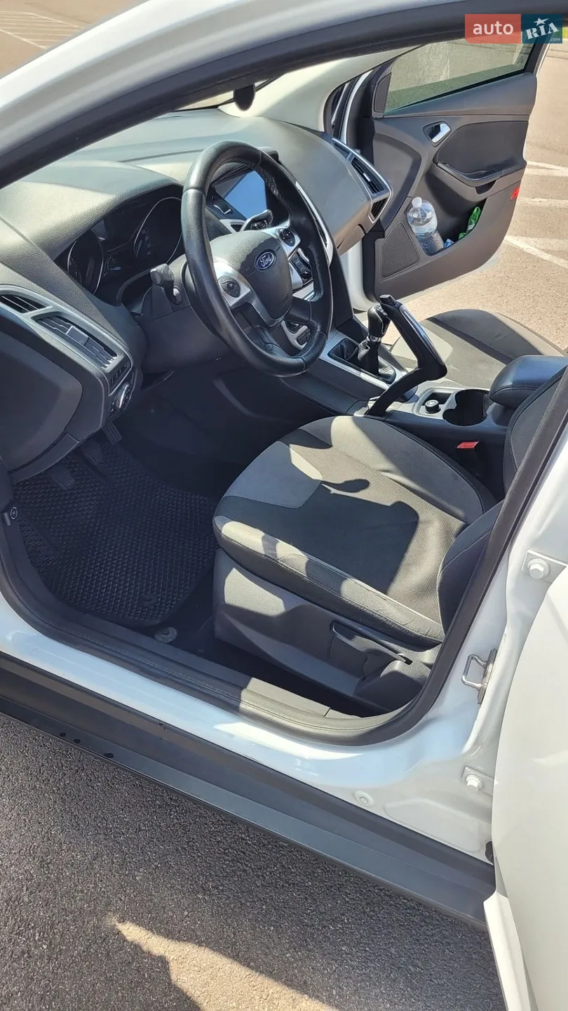 2011 Ford Focus - мініатюра 14