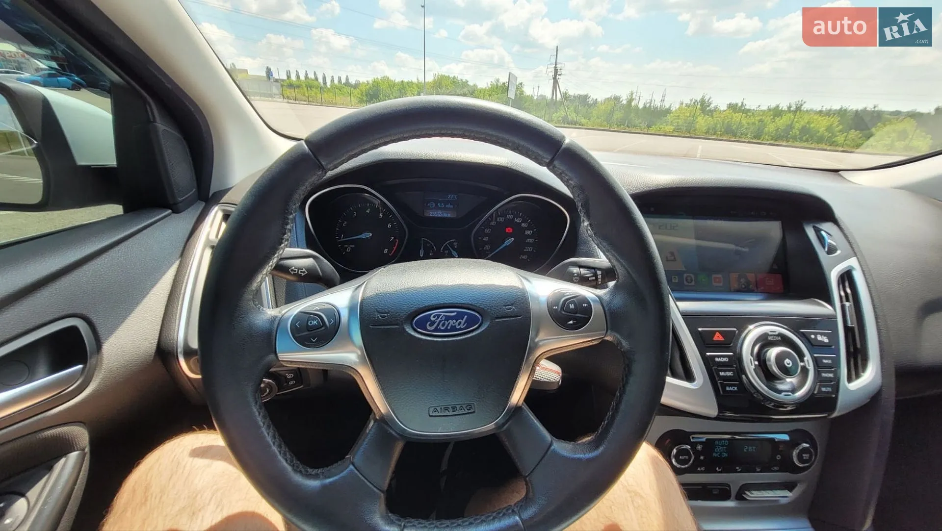 2011 Ford Focus - мініатюра 27