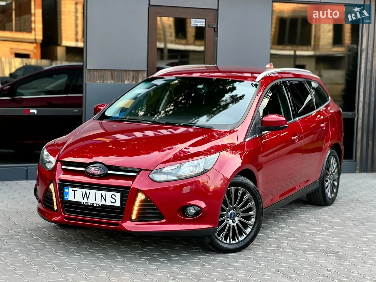2010 Ford Focus - мініатюра 16