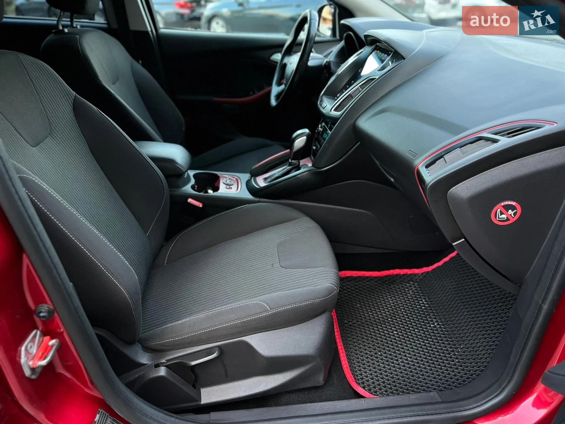 2011 Ford Focus - мініатюра 27