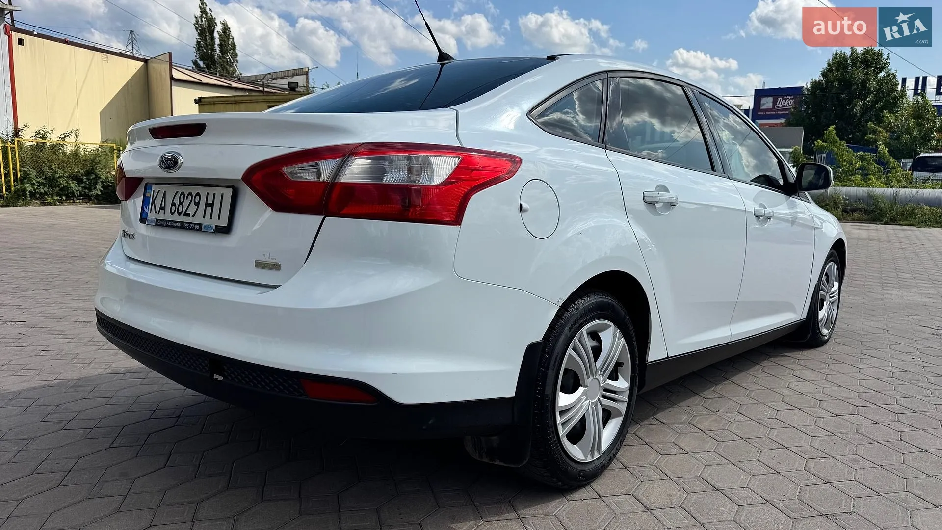 2013 Ford Focus - мініатюра 14