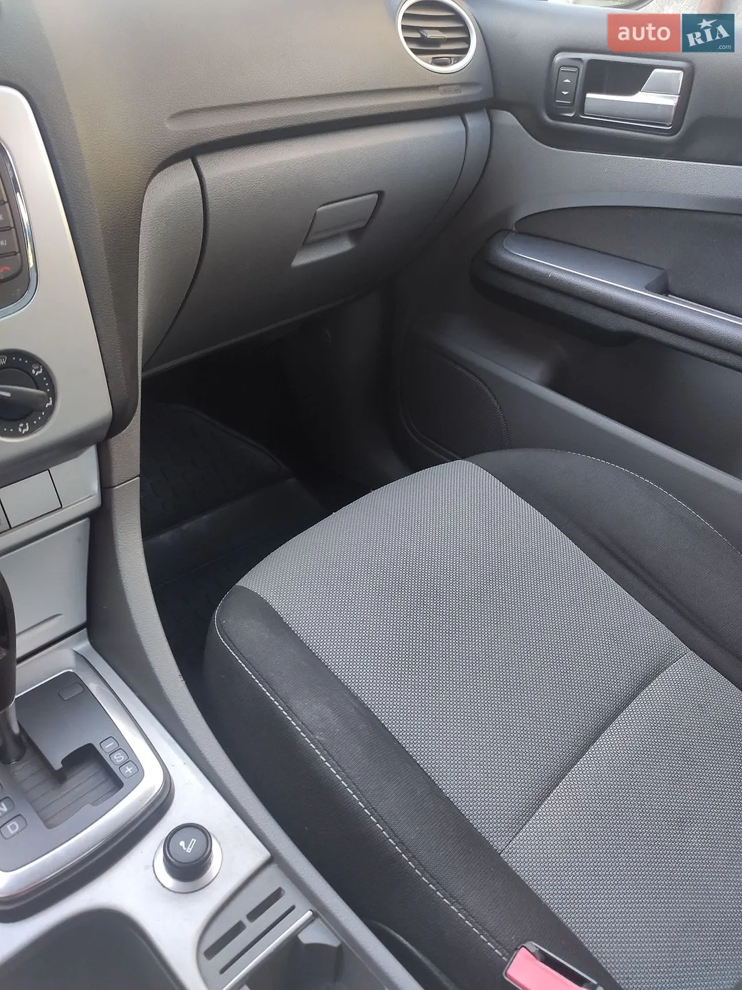 2011 Ford Focus - мініатюра 23