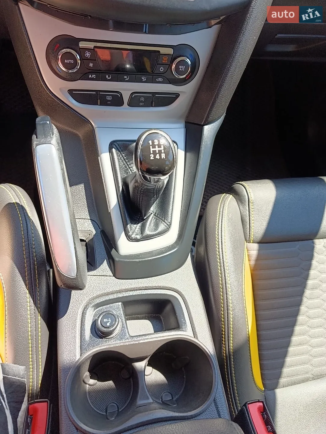 2013 Ford Focus - мініатюра 16