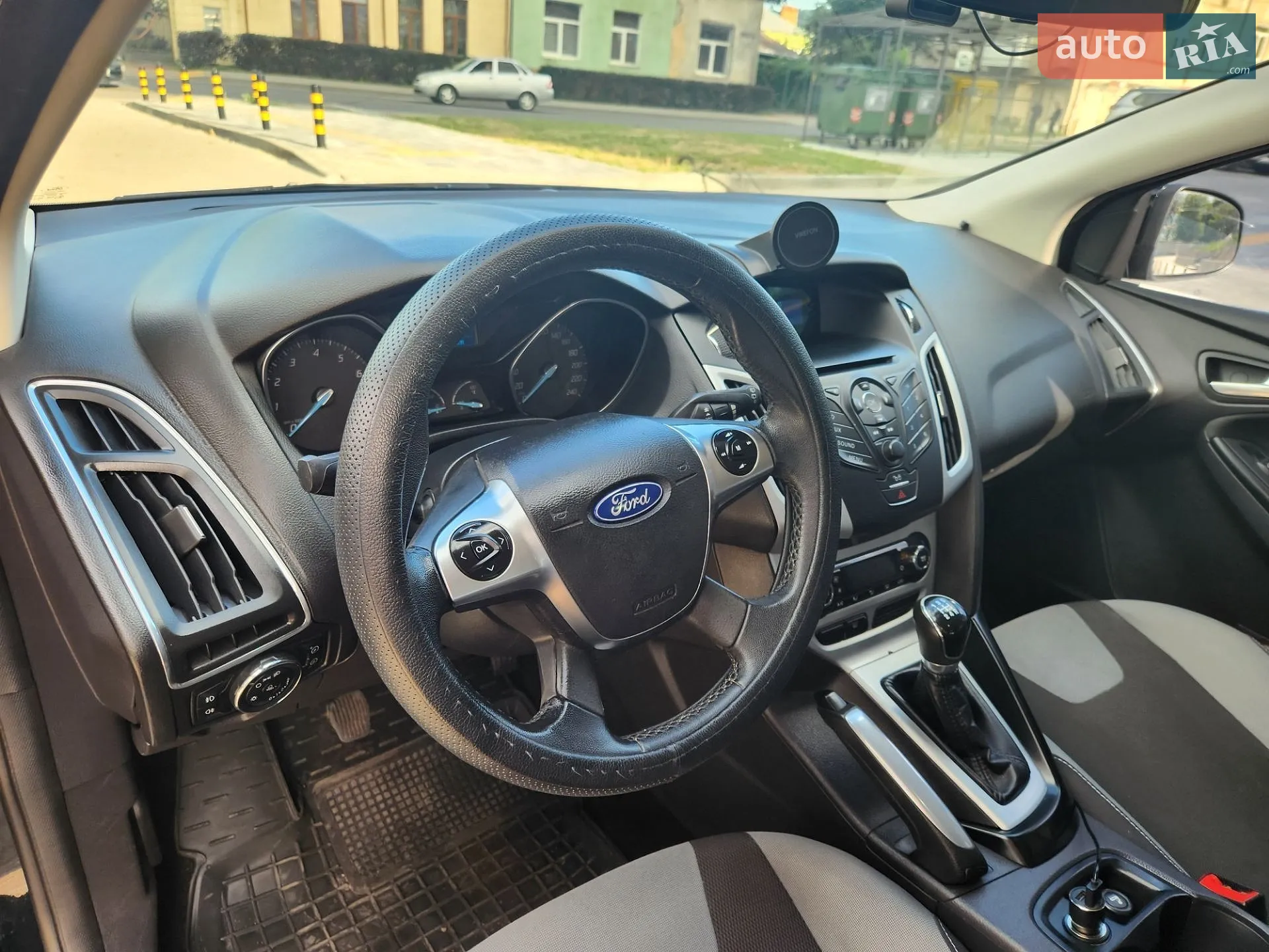 2012 Ford Focus - мініатюра 10
