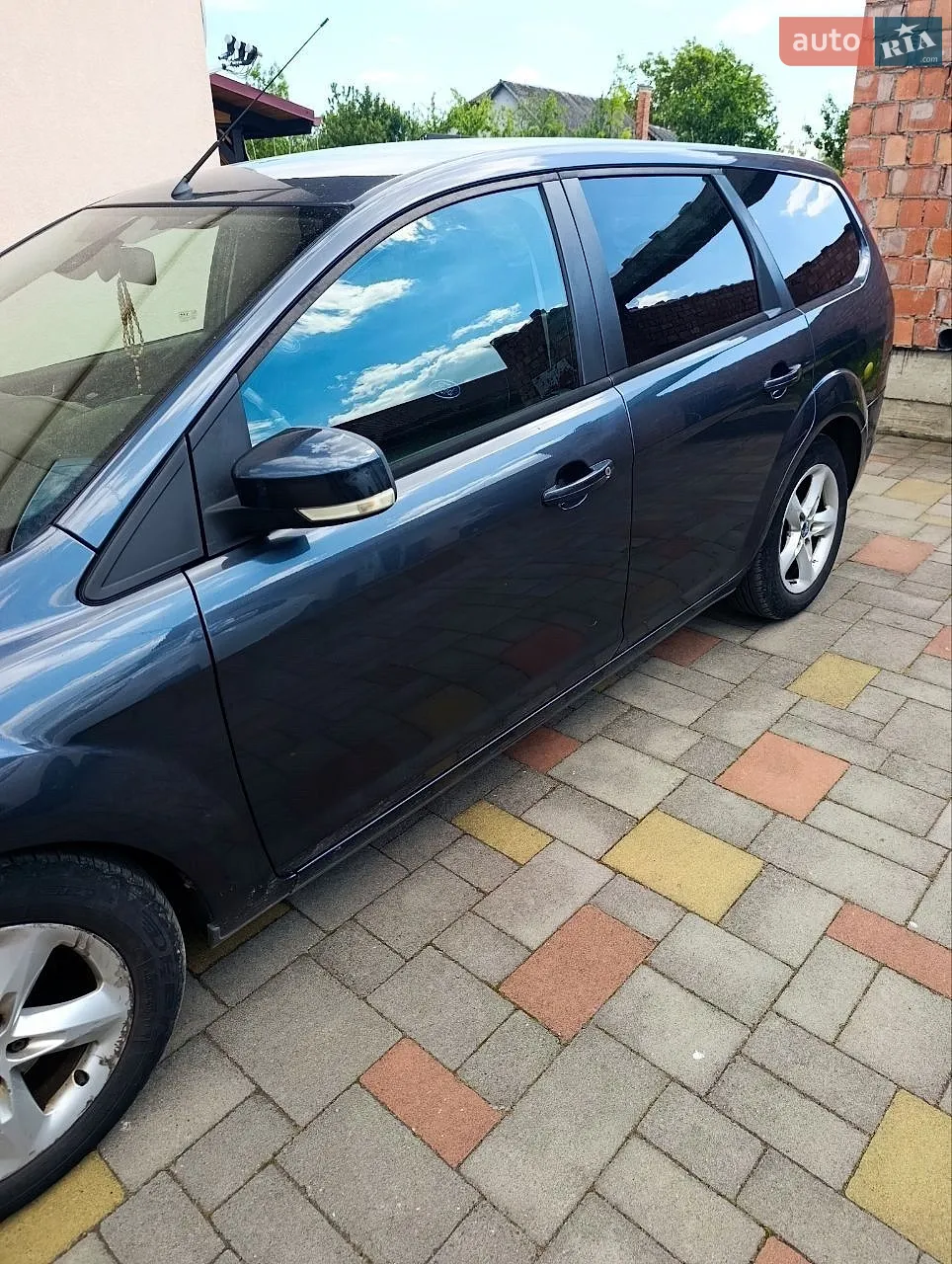 2010 Ford Focus - мініатюра 3
