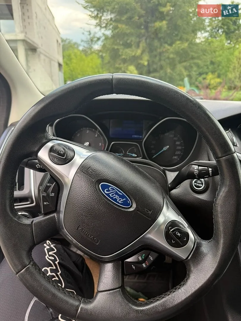 2012 Ford Focus - мініатюра 12