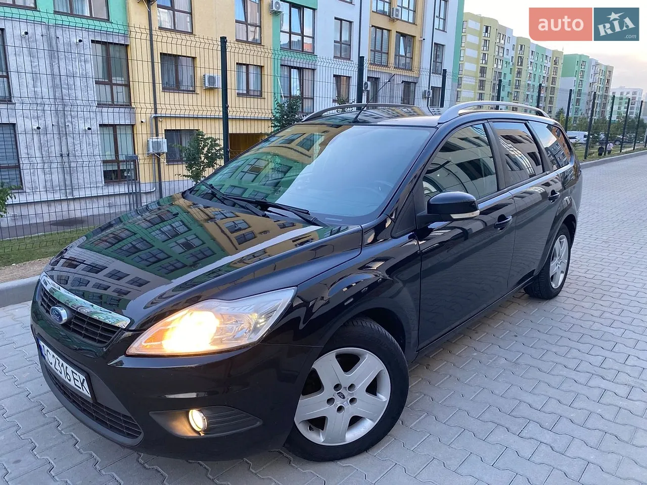 2010 Ford Focus - мініатюра 14