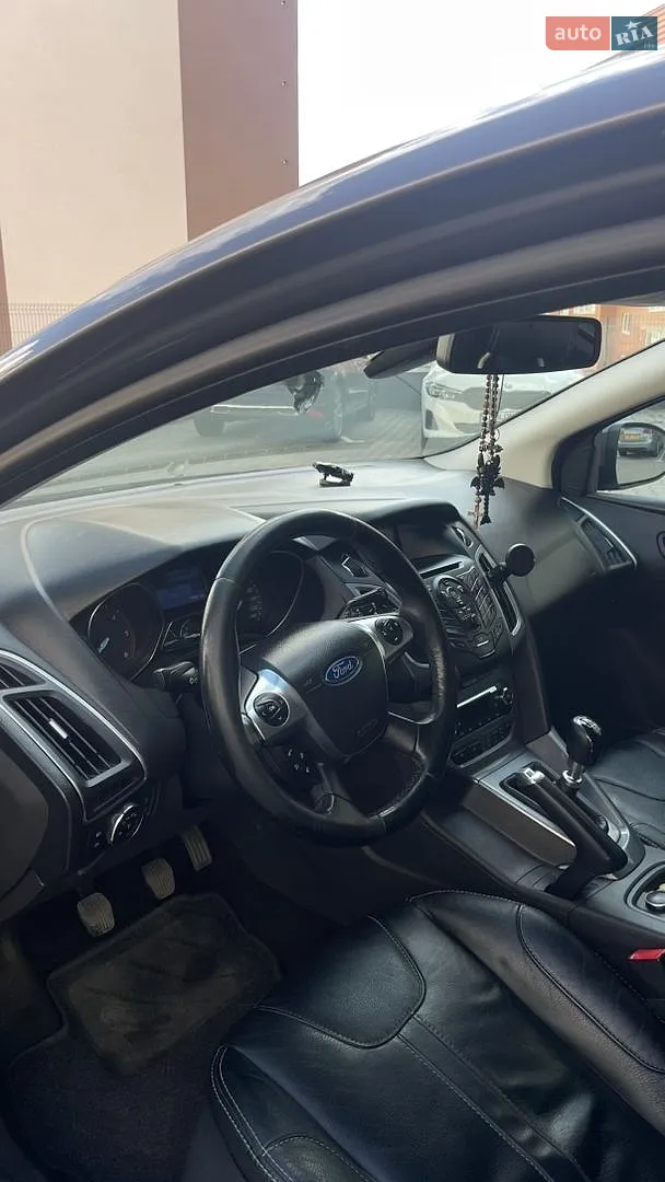 2013 Ford Focus - мініатюра 9