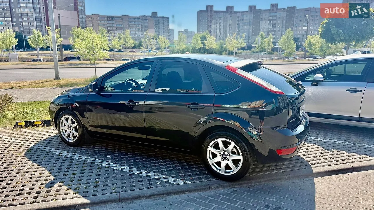 2011 Ford Focus - мініатюра 19