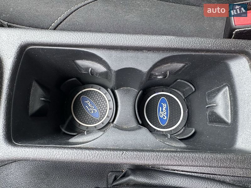 Седан Ford Focus 2016 в Богуславе