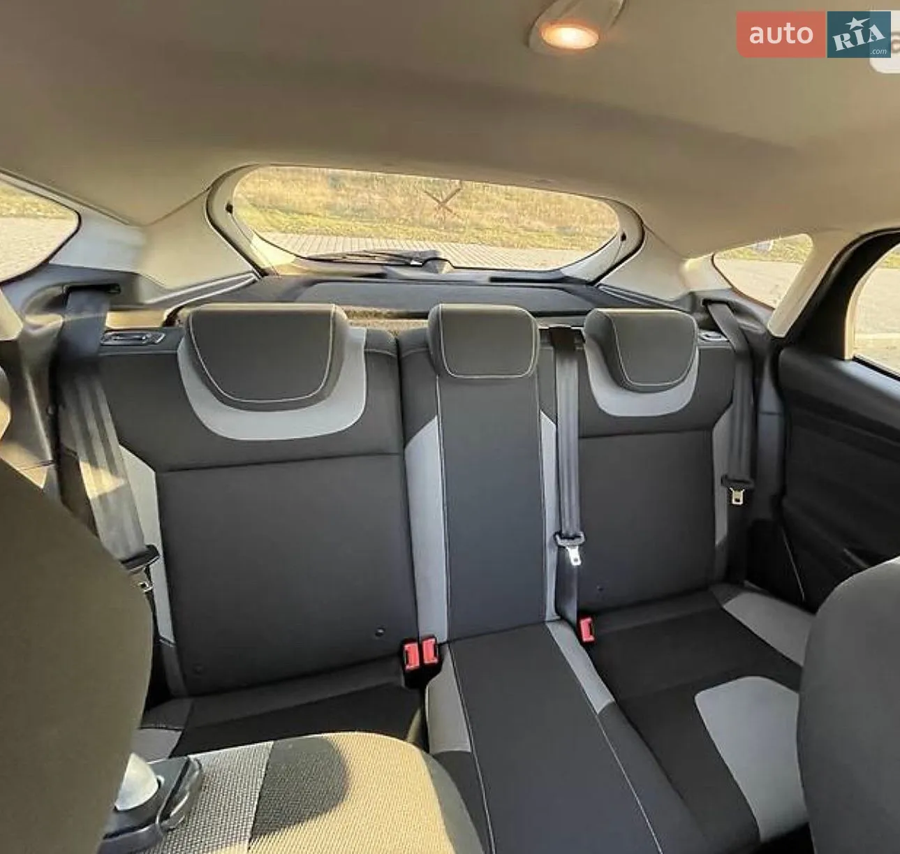 2012 Ford Focus - мініатюра 8
