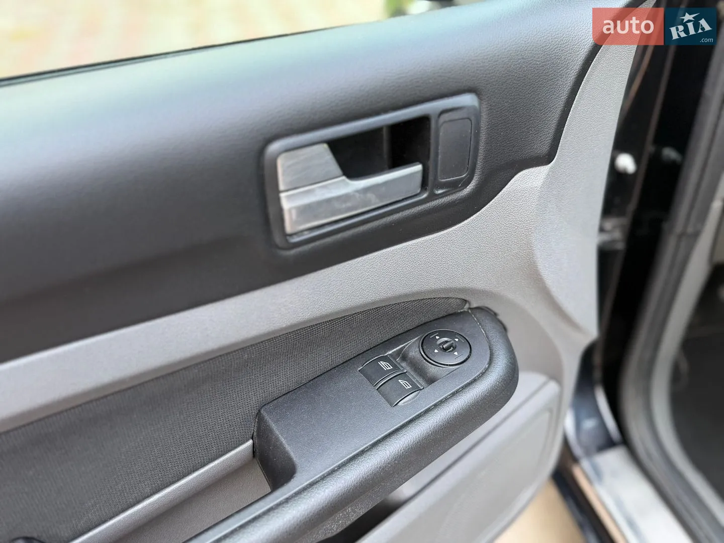 2011 Ford Focus - мініатюра 28