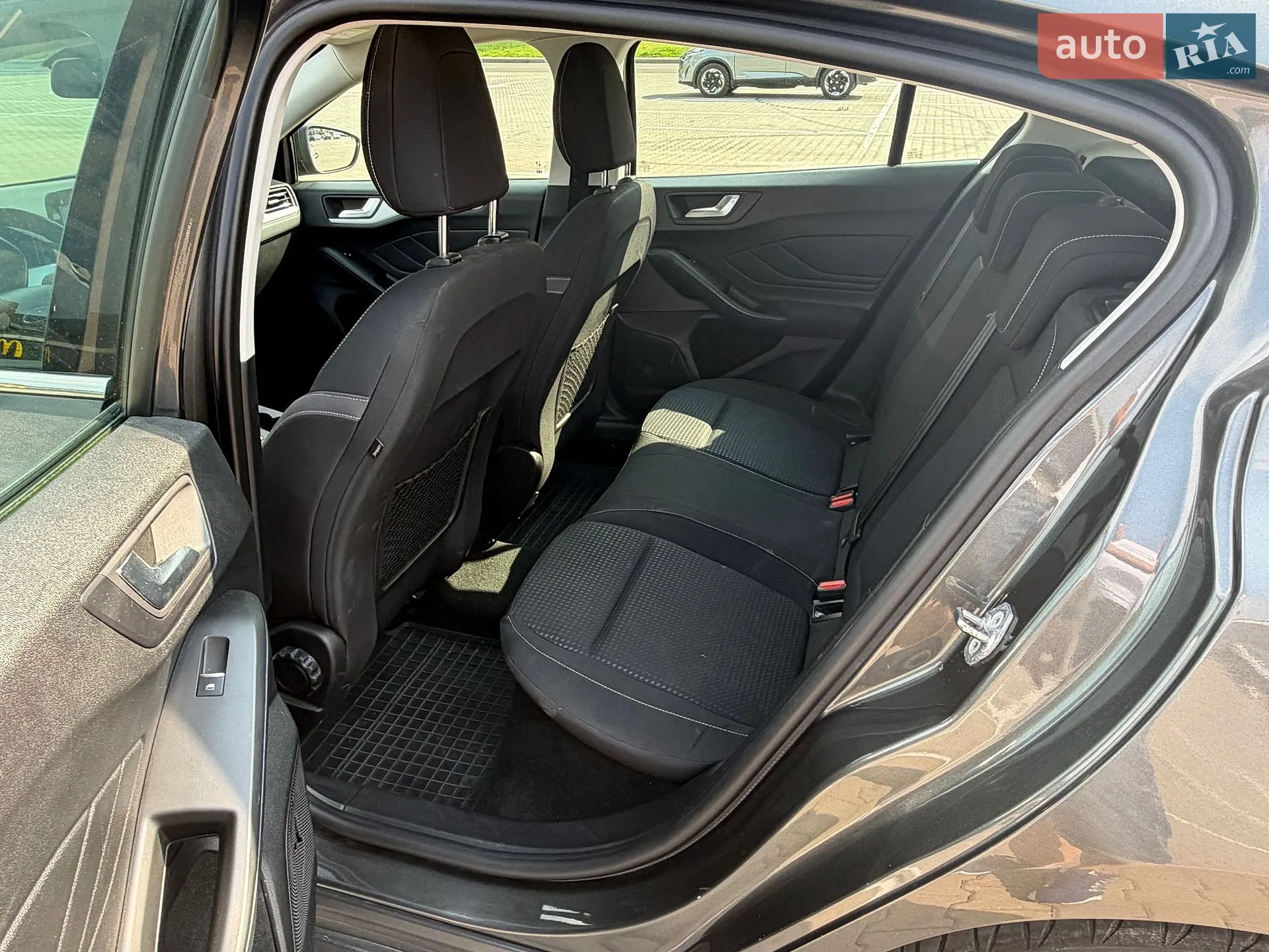 2019 Ford Focus - мініатюра 14