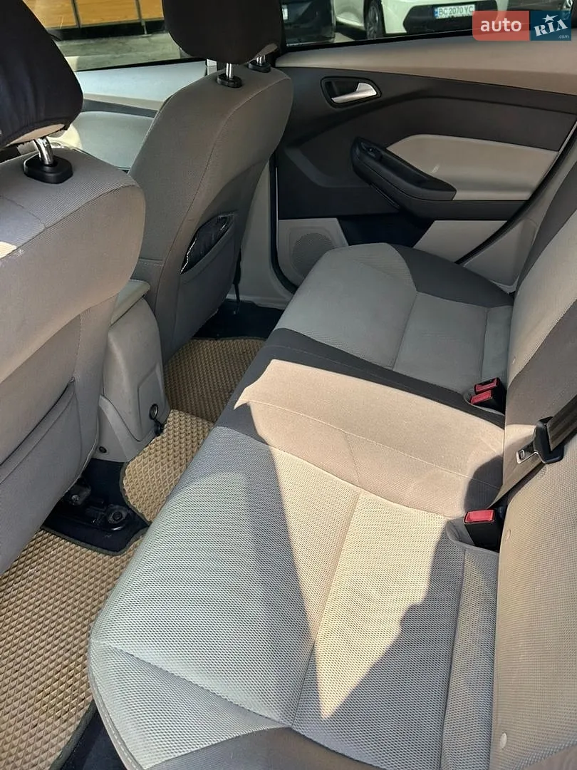 2014 Ford Focus - мініатюра 9