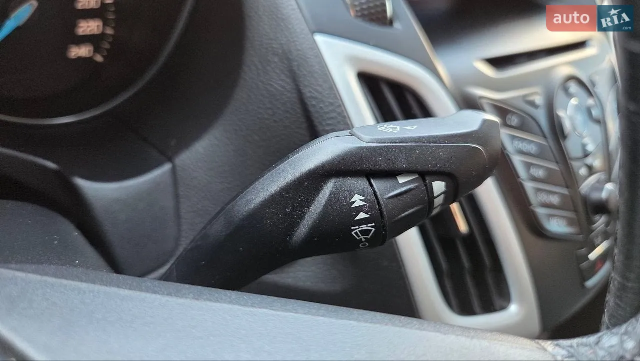 2012 Ford Focus - мініатюра 13