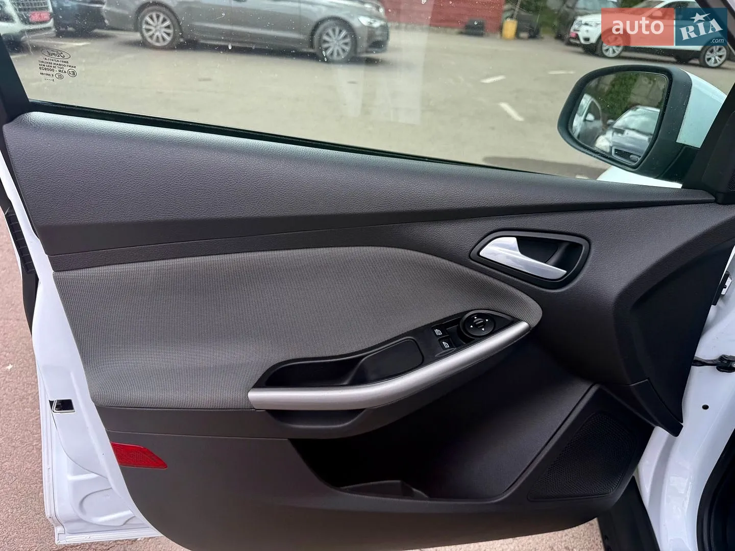 2013 Ford Focus - мініатюра 18