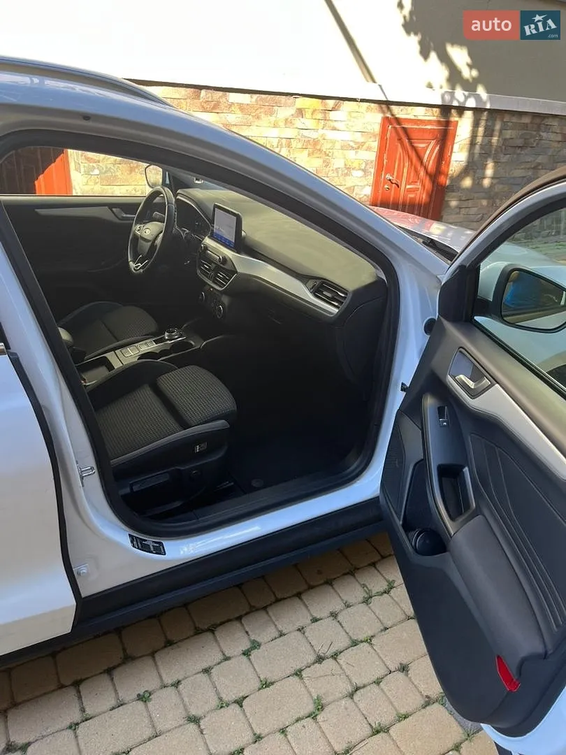 2020 Ford Focus - мініатюра 11