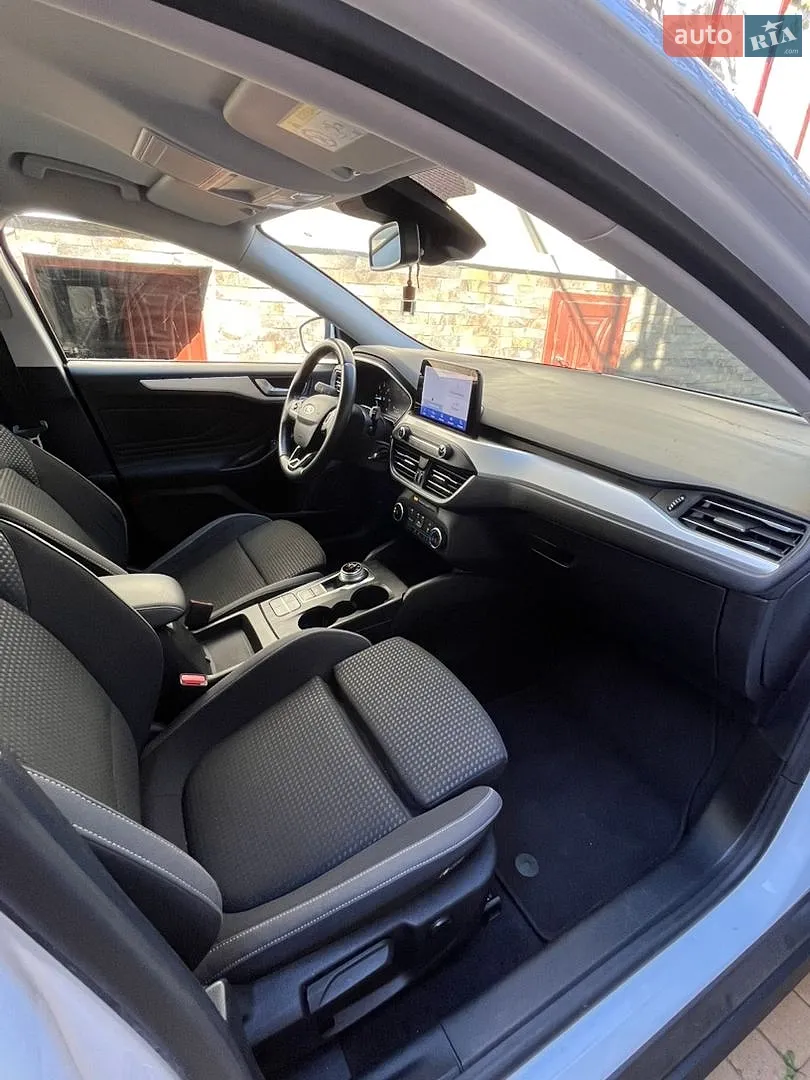 2020 Ford Focus - мініатюра 8