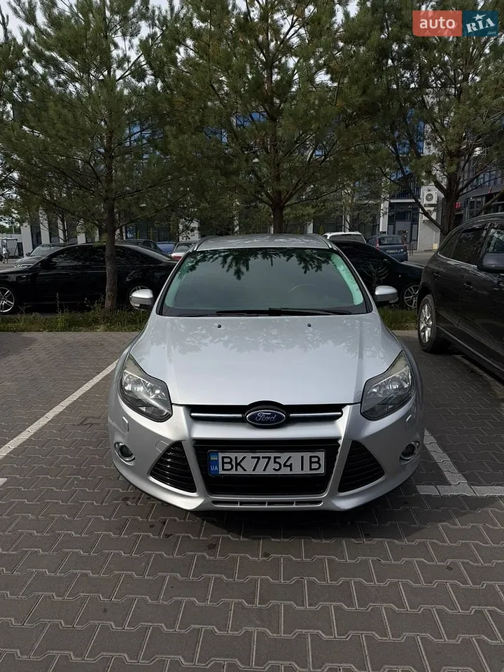 2012 Ford Focus - мініатюра 16