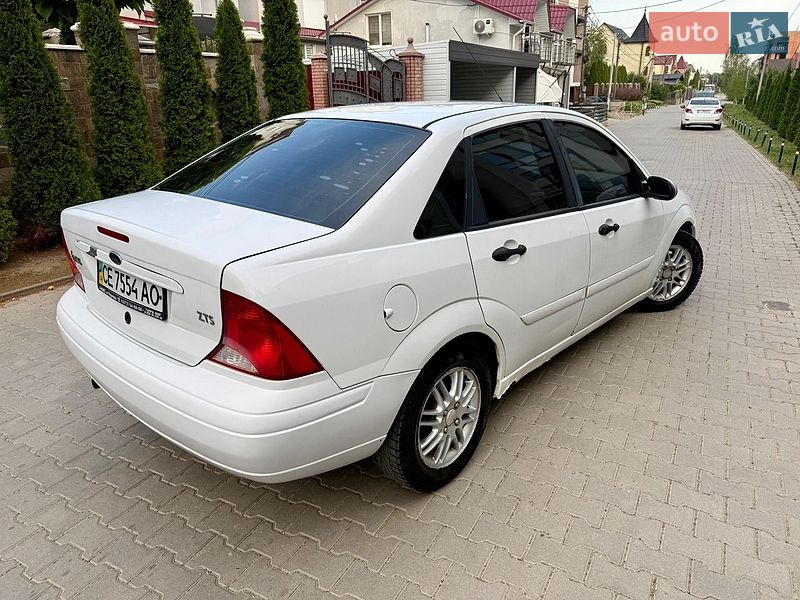 Седан Ford Focus 2000 в Чернівцях
